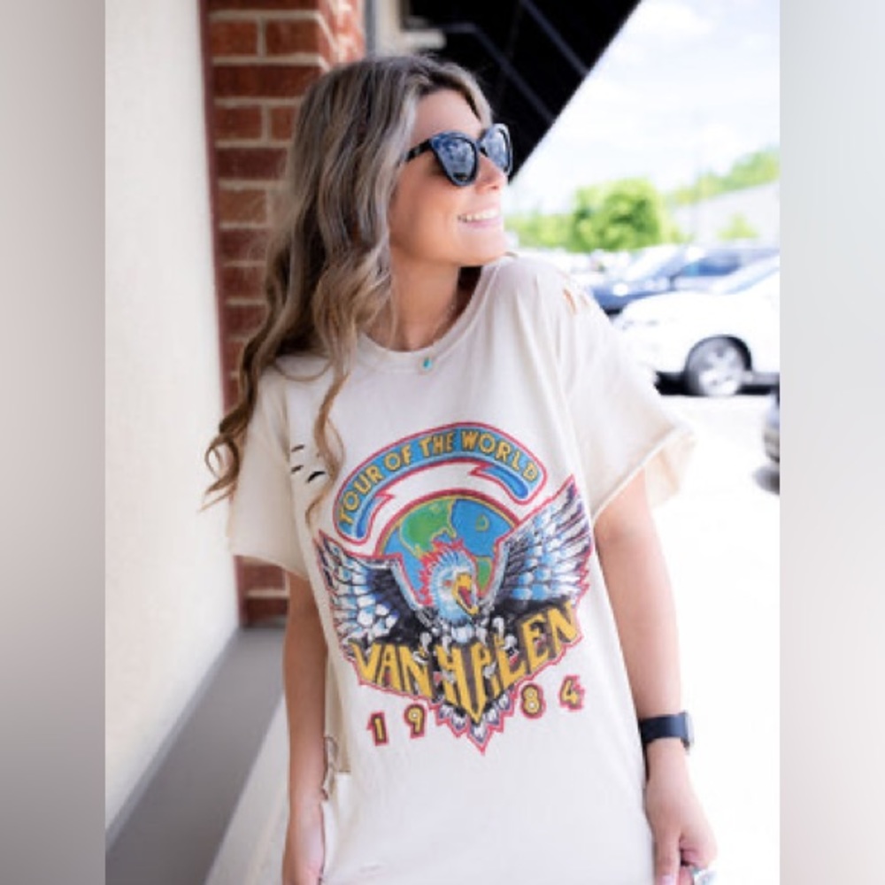 NEW DISTRESSED VINTAGE COUTURE VAN HALEN TOUR OF THE WORLD 1984 TEE M